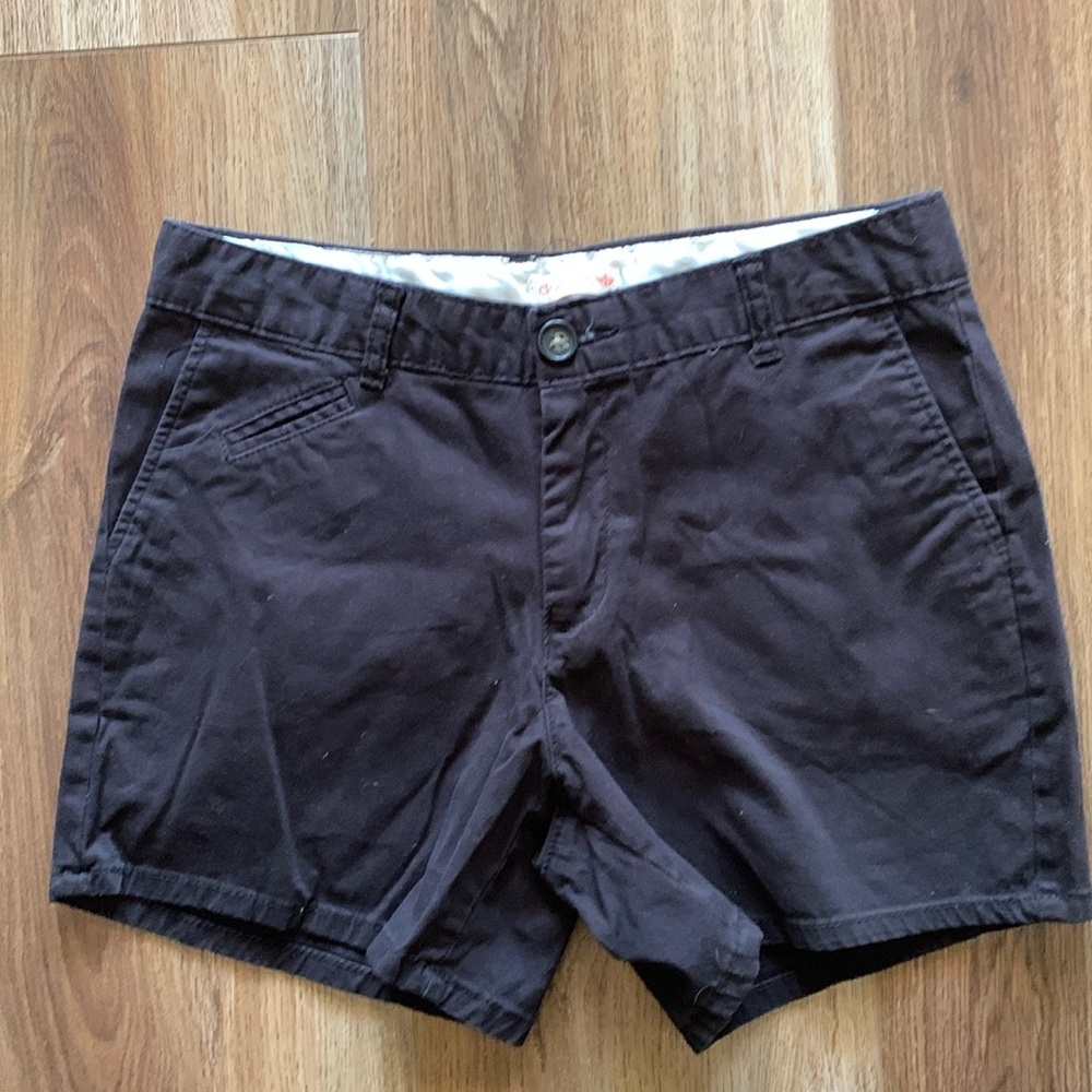 Dockers Black shorts size 6